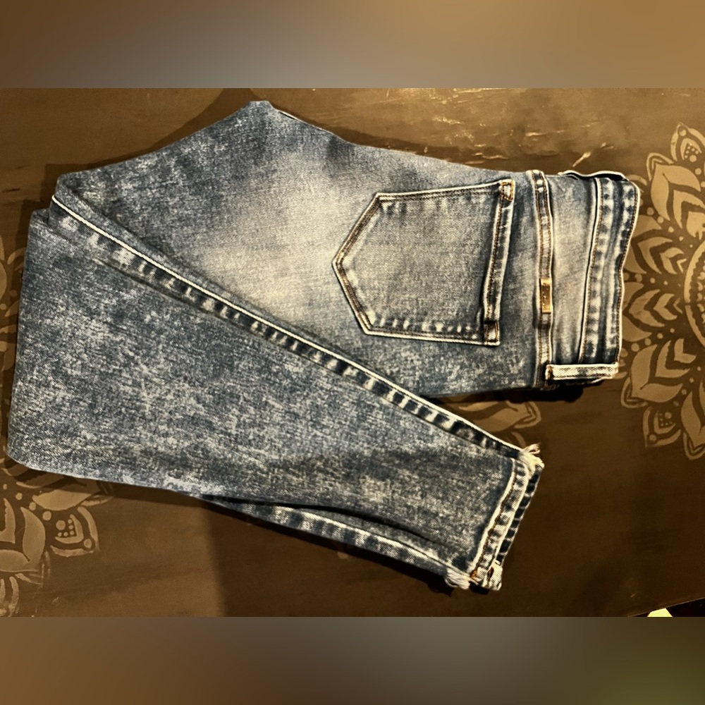 New Kancan jeans, never worn but no tags, acid washed vintage look.